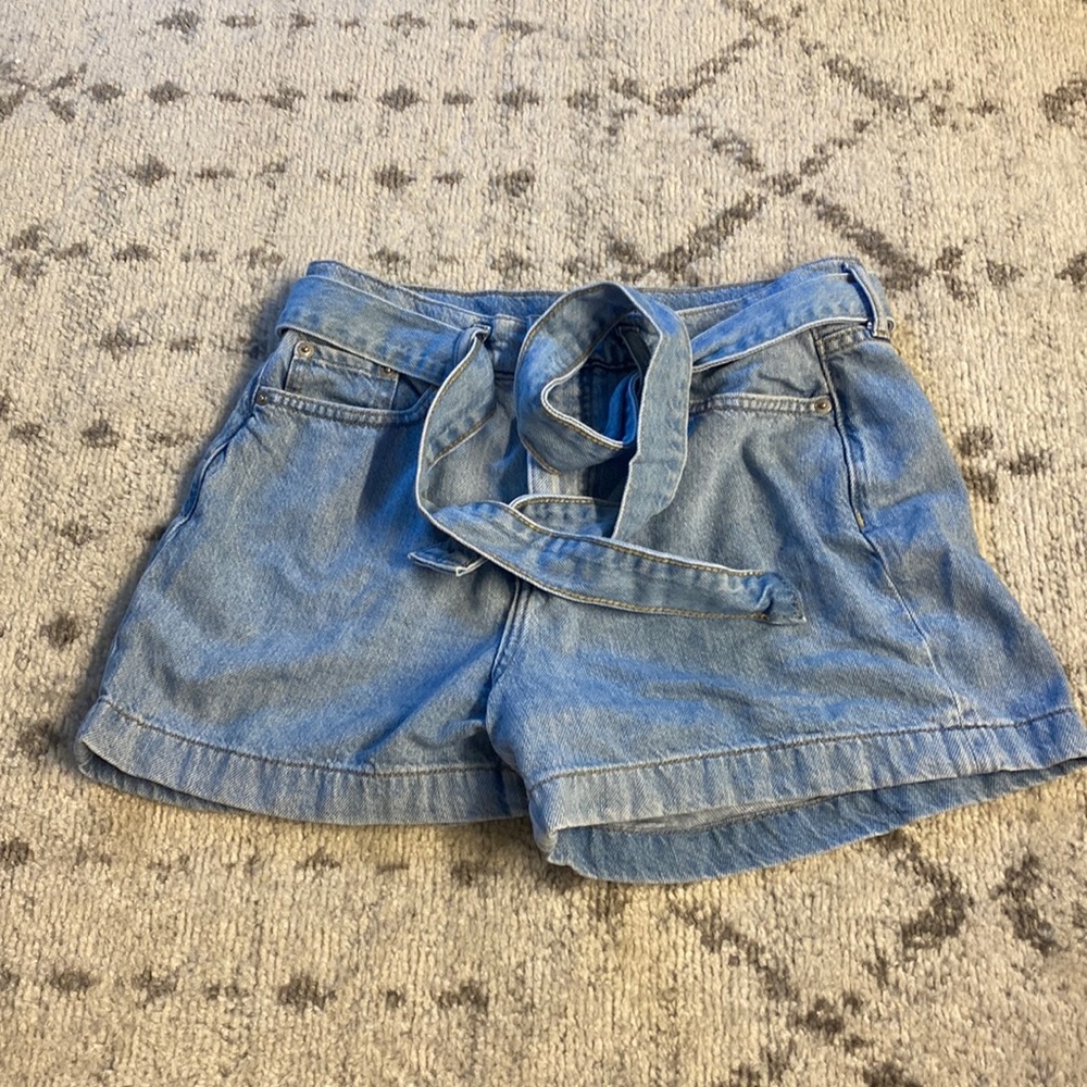 BANANA REPUBLIC JEANS WITH BUILT IN BELT